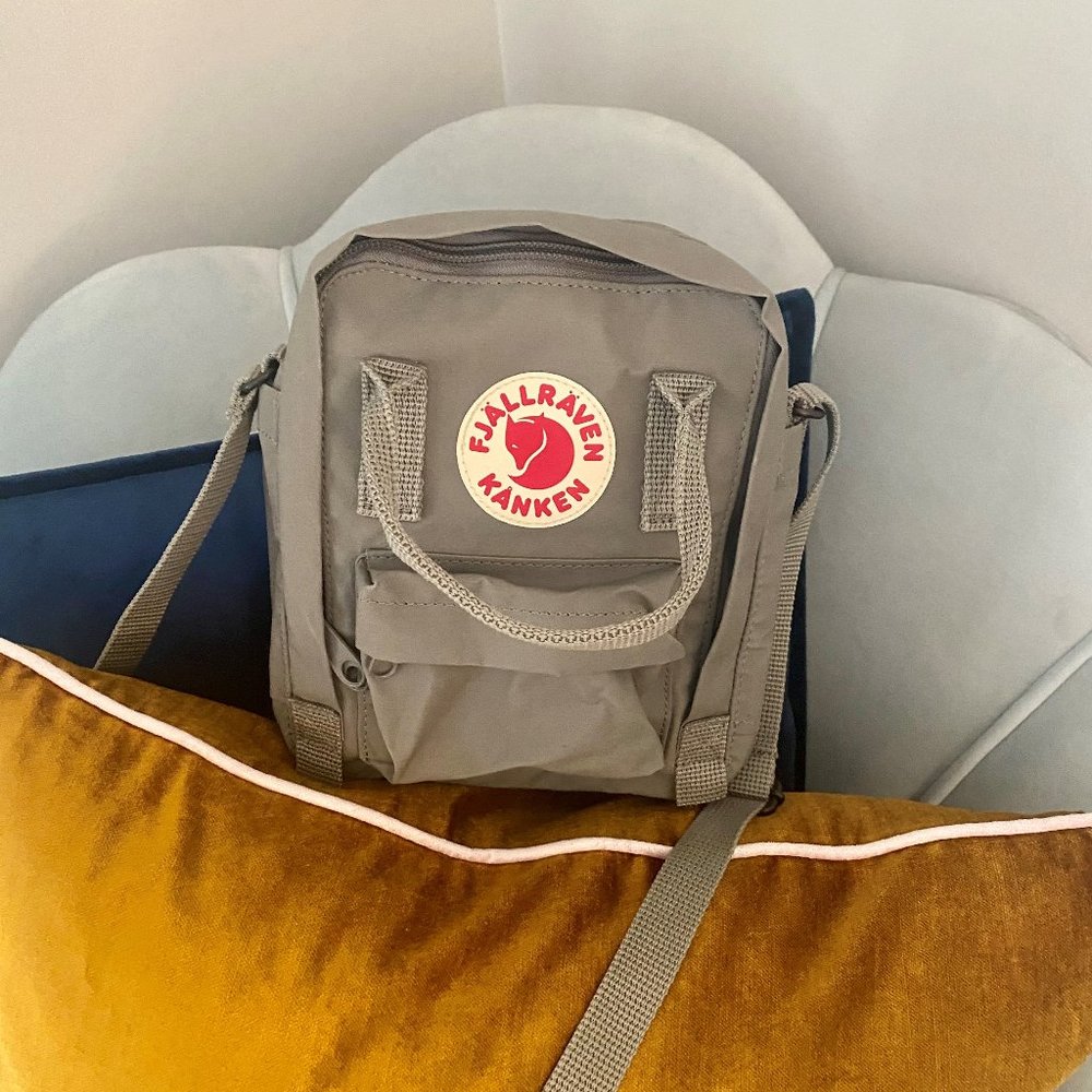Fjallraven Kånken Sling Bag NWOT